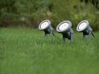 LED Garden Spots setzen Licht im Garten