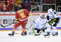 Großer Kampf mit drei Punkten belohnt - DEG ringt Straubing 3:2 nieder!
