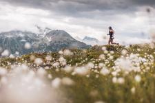 SALOMON 4 Trails: Martin Mattle und Kim Schreiber gewinnen erste Etappe