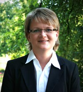 IHK: Dr. Sonja Gerlach neue Geschäftsbereichsleiterin - Industrie- und ...
