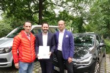 Vertrag unterzeichnet - Marketingverbund der Wohnungsbaugenossenschaften Sachsen ist neuer Hauptsponsor der Landesjugendspiele im Sommer 2019 und Winter 2020