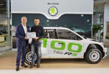 Begehrter Hightech-Allradler: ŠKODA liefert 100. FABIA R5 an Kunden aus