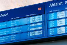 Leichte Verbesserung bei der Pünktlichkeit auf der Schiene