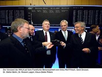 Platzierungspreis für Aktien der HHLA beträgt Euro 53,00