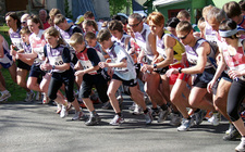 77 bezwingen zum Jubiläum den Aschberg