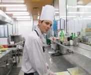 Azubis kochen Prüfungsmenü für die Gäste