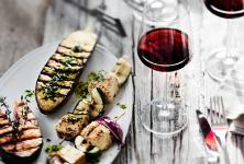 Gegrilltes verlangt nach kräftigen Weinen