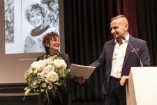 Nan Goldin erhält 5. Kunstpreis Ruth Baumgarte