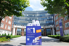 Deutschland wird blau - Nivea startet bundesweit größte Promotion und Mailing-Aktion