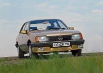 35 Years Ago: Opel Ascona 1.8i First German Car with Catalytic Converter Engineered for Europe