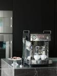 Espresso mit der Kraft der zwei Pumpen