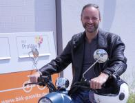 Mit dem Elektroroller zur Arbeit