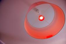 auvisio 2in1-Bluetooth-Lautsprecher mit farbwechselnder RGB-LED, App-Steuerung