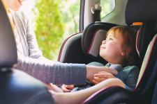 Kinder im Auto - aber sicher!