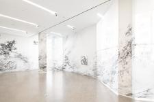 Julia Steiner verwandelt das Helvetia Art Foyer in eine begehbare Zeichnung