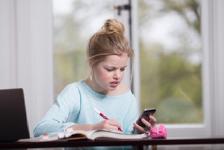 (Cyber-)Mobbing in der Schule - Alltag für 1,4 Millionen Schüler