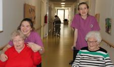 Diakonieprojekt der Lahntalschule begeistert Bewohner des DRK-Seniorenzentrums Lahnaue