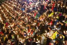 Weihnachtliches Stadionsingen