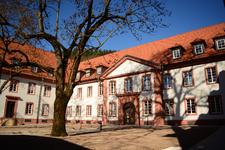 Führungen durch Kartaus und UWC