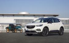 Opel Grandland X "120 Years": Seating Comfort has Long Tradition
