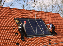 Aufdach oder Indach - Installation von Solarsystemen im Vergleicht