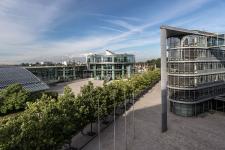 Audi erreicht solide Finanzzahlen im ersten Halbjahr und erwartet wachsende Herausforderungen
