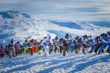 Red Bull Homerun 2020: Jetzt anmelden - das verrückteste Downhill-Race des Winters ist zurück!