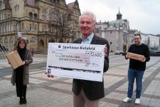 12.600 Euro Spenden durch Bielefelder Weihnachtsmarkt-Boxen