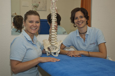 Praktische Physiotherapie und wissenschaftliches Know-How