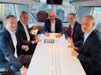 Erster eBus-Auftrag für MAN: Verkehrsbetriebe Hamburg-Holstein bauen auf den Lion's City E