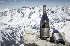 Fahrtwind im Cabrio und Wein am Gipfel auf 3.048 m Seehöhe