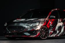 Ford Focus ST with spectacular wrapping on Barracuda Ultralight Project 2.0