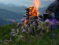 Bergfeuer begrüßen den Sommer