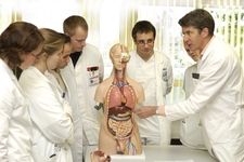 Einwöchiger Hospitationskurs für Medizinstudenten am Klinikum Bielefeld