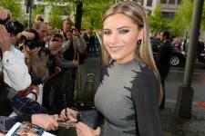 360 Grad: Felix Burda Award wird virtuell erlebbar. Sophia Thomalla verleiht ersten "Ehrenfelix"