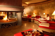 Zeremonien um die Zauber der Zweisamkeit: Hotel Bei Schumann, Restaurants & Spa-Tempel mit sinnlichen Arrangements für Weihnachten und den Jahreswechsel