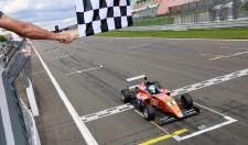 kfzteile24 Mücke Motorsport mit Mike David Ortmann auf Podest in ADAC Formel 4