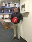 Überlebenswichtige Defibrillatoren jetzt auch im Rathaus