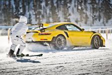 Kämpfen wie ein Spartaner und Eisrennen fahren wie vor 45 Jahren - 2019 beginnt in Zell am See-Kaprun mit zwei neuen Winter-Highlights