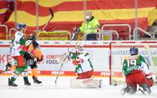 Weiter Warten auf den ersten Heimsieg - 4:5 n. V. gegen Wolfsburg
