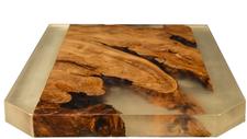 Große Naturholztische aus außergewöhnlichen Baumstamm Tischplatten