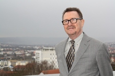Stefan Wosche-Graf als Geschäftsführer der jenawohnen wiederbestellt