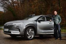 Ballonfahrer Piccard stellt mit Hyundai Nexo neuen Weltrekord auf