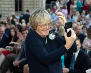Fürstin Gloria im "Selfie-Fieber"
