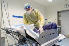 Jeder neue Patient könnte Corona haben