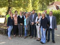 Tourismusausschuss tagt im nachhaltigen Feriendorf Groß Väter See