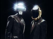Robots singen - Video zu Daft Punks "Lose Yourself to Dance" feiert Premiere auf AMPYA