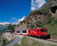 150 Jahre Erstbesteigung des Matterhorns am 14. Juli 2015: Im Glacier Express zum meist fotografierten Gipfel der Welt