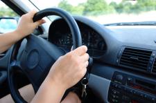 Nackt am Steuer, Gurtpflicht für Hunde und Reifenklo: Die kuriosesten Autofahrer-Gesetze in Europa