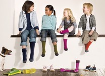 FALKE Kids Active - Perfekter Schutz zu jeder Jahreszeit